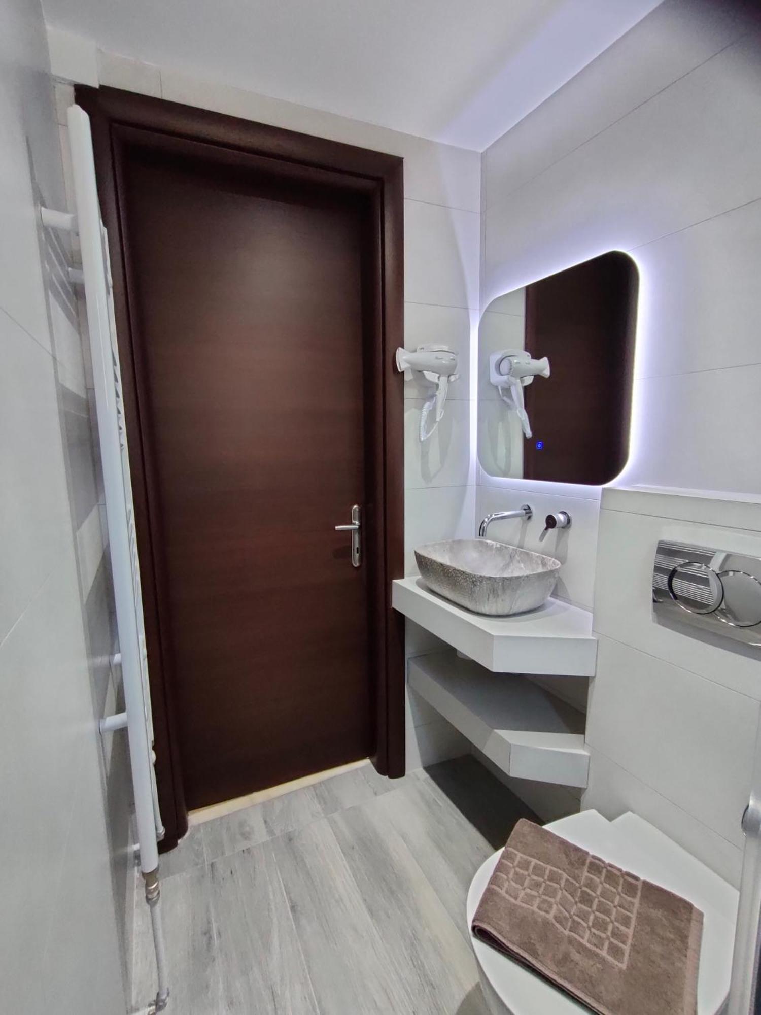 Crestio Apartment Καστοριά Esterno foto